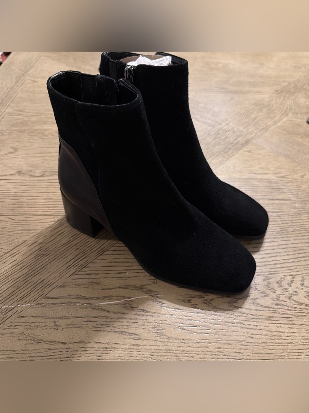 Women’s Donald Pliner Women's Kelsee Suede Ankle Boot 5